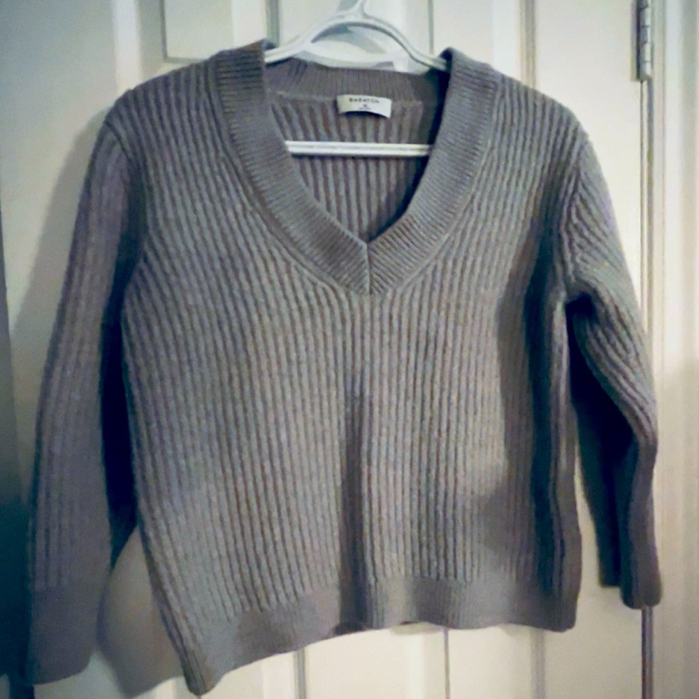 Like new. No defects. Warm and comfortable